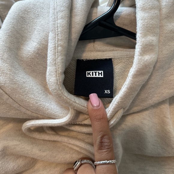 Cream colored kith sweatshirt. Oversized. XS - Picture 3 of 3